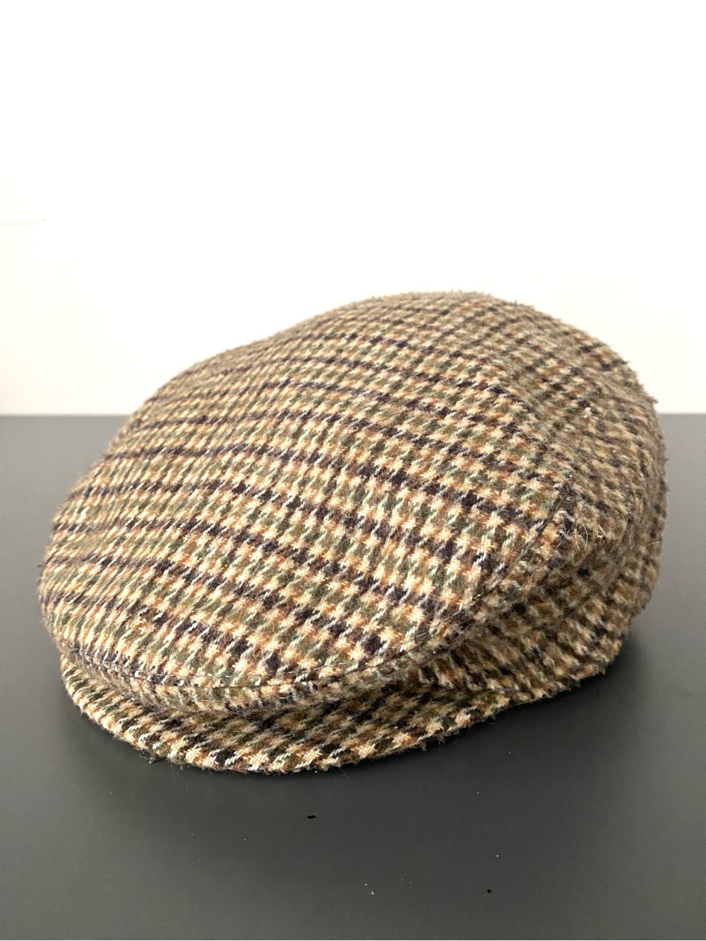 Classic Brown Wool Blend Herringbone Newsboy Cap Sz 58 Preppy Chic Street Casual